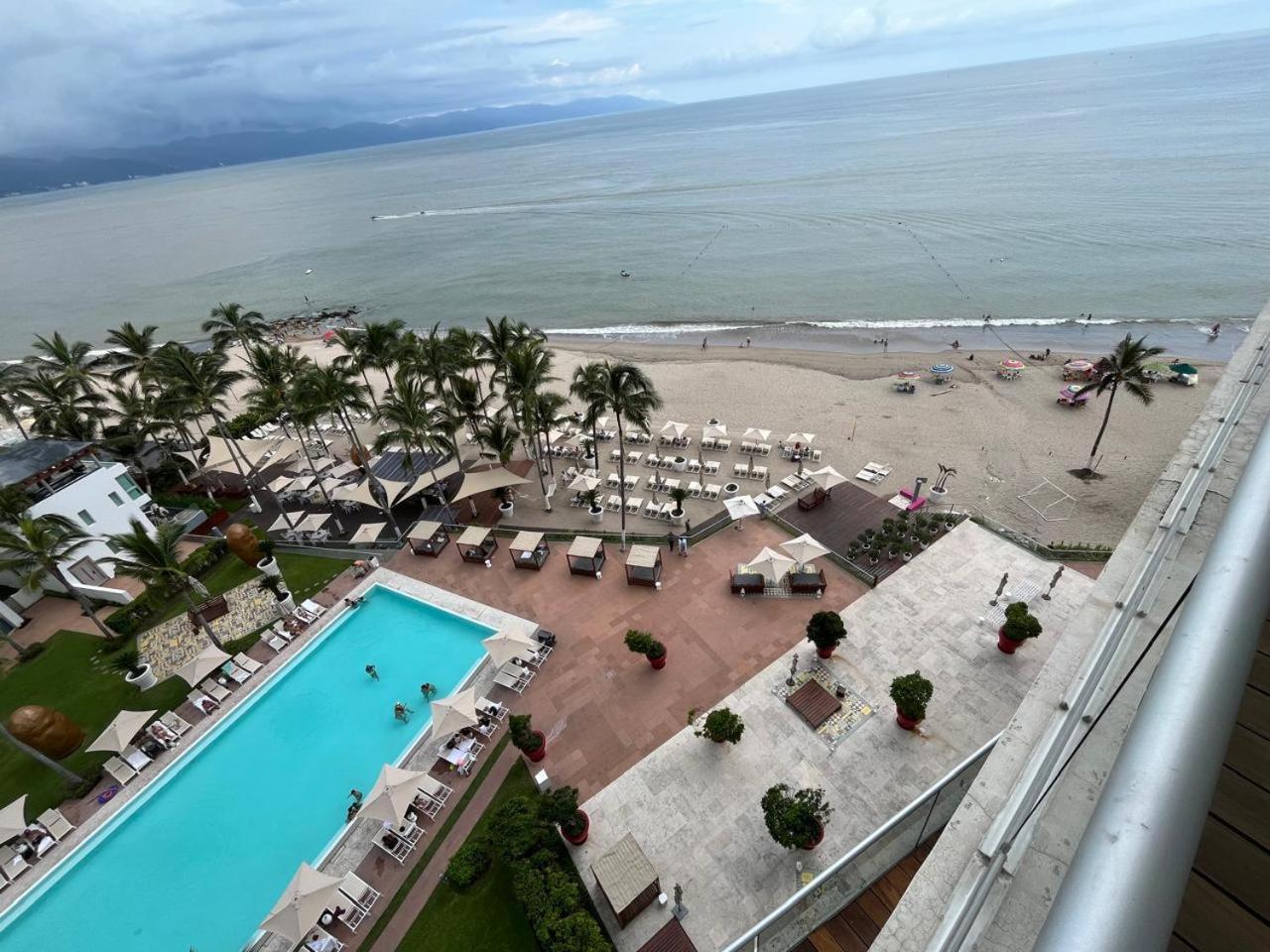 Icon Vallarta, Puerto Vallarta Exterior photo